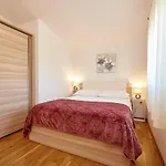 3 Bedroom Gorgeous Home In Plano Tatil Evi *
