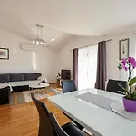 3 Bedroom Gorgeous Home In Plano Tatil Evi Plano