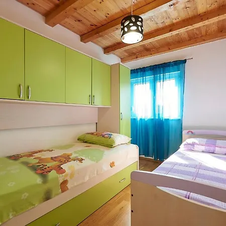 3 Bedroom Gorgeous Home In Plano Tatil Evi *
